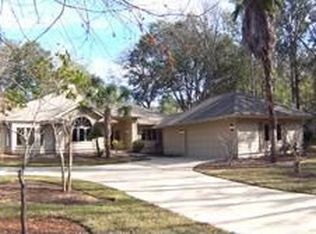 12 Deerfield Rd, Hilton Head Island, SC 29926