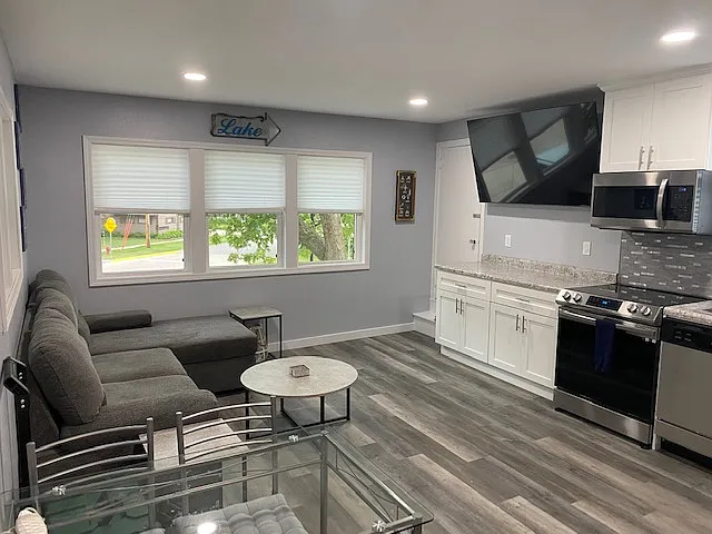 410 N Shore Dr #410