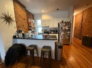 216 Hemenway St #1, Boston, MA 02115
