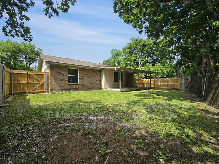 807 W Smith St — Photo 21