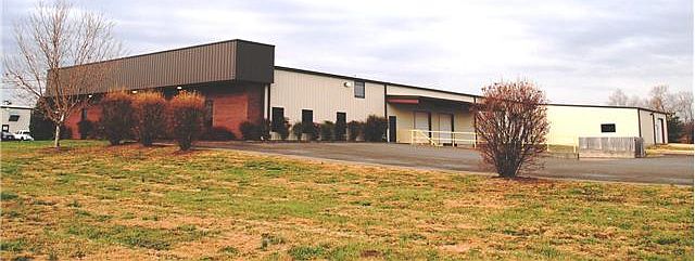 1st image of 1122 Gregory Dr