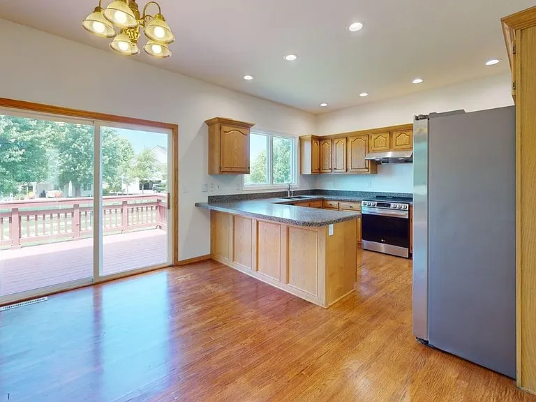 2917 Bayberry Rd — Photo 4