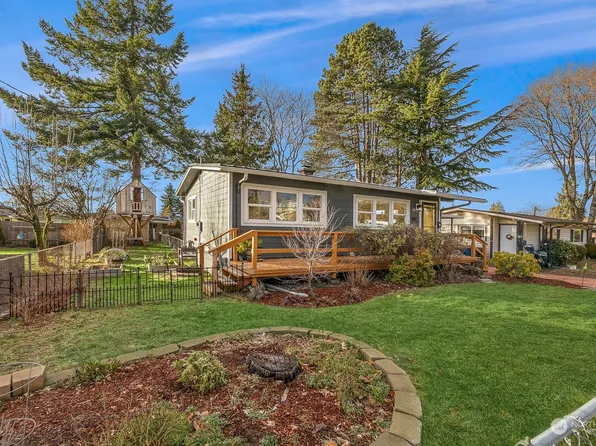 807 Edmonds Avenue NE, Renton, WA 98056