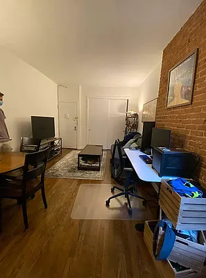 Rented by MAPT Residential LLC | media 4