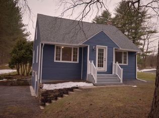 674 Feura Bush Rd, Delmar, NY 12054