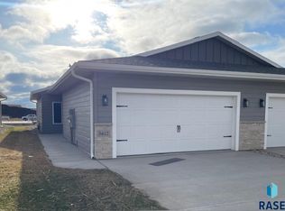 3612 S Heather Ave, Sioux Falls, SD 57106