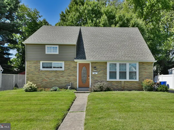 805 Quince Ln, Secane, PA 19018