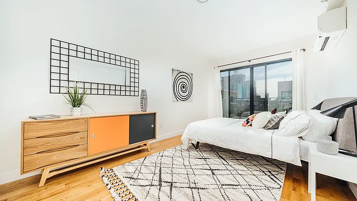 Rented by Nooklyn NYC LLC | media 8