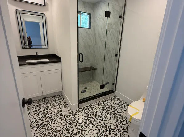 1709 Thomas Ave, Santa Barbara, CA 93101