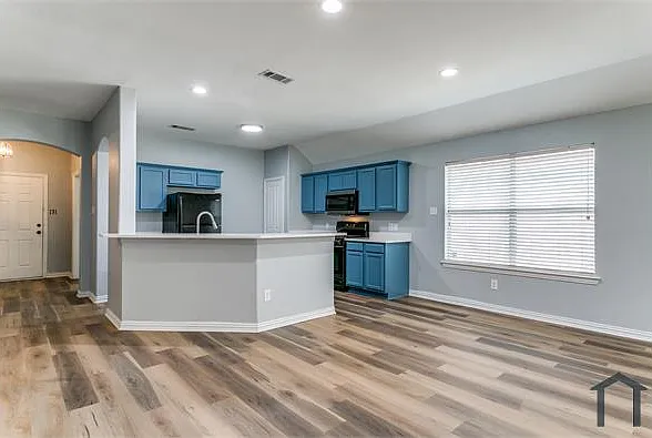815 Creekside Dr — Photo 9