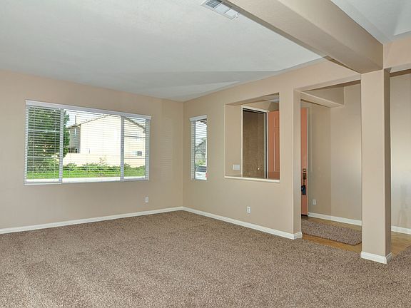5th image of 35183 Lilac Ln