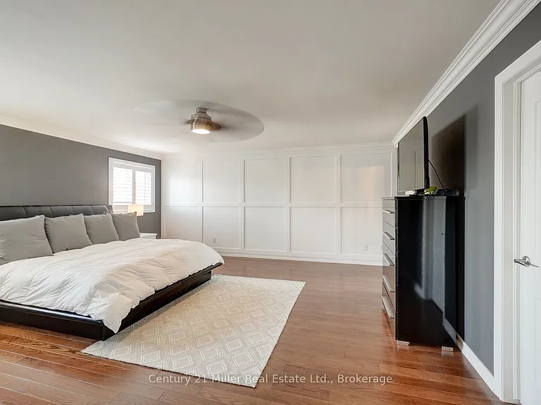 8 Watercliff Pl — Photo 18