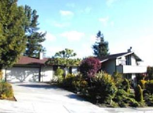 271 Sandringham Dr, Moraga, CA 94556