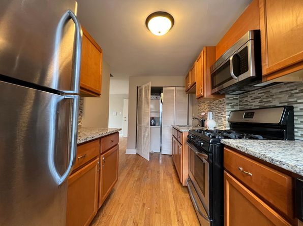 1819 W Belmont Ave #2NE