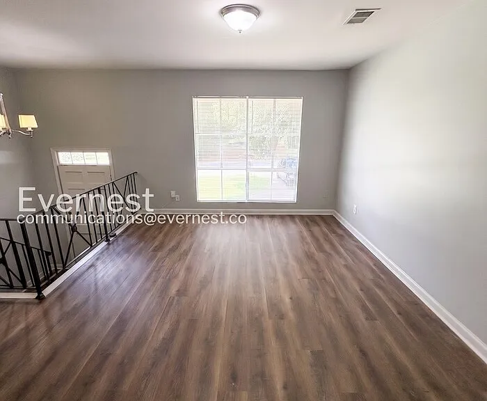 221 Whipporwill Way — Photo 5