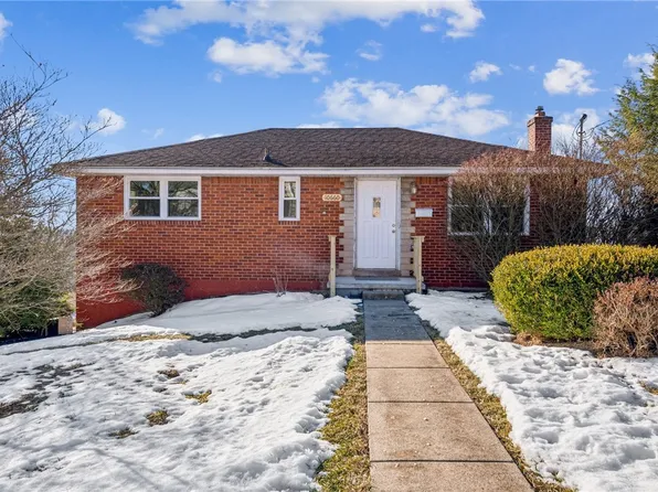 10660 Bellview Dr, North Huntingdon, PA 15642