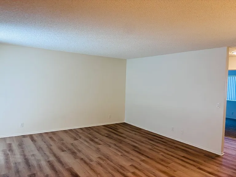 1210 S Sharon Cir #101 — Photo 13