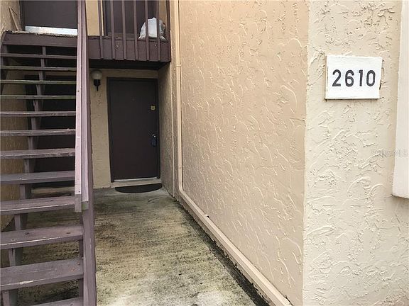 4th image of 2610 Pine Lake Ter Unit B