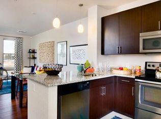 165 Webster St #415, Boston, MA 02128