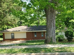 925 Athens Dr, Raleigh, NC 27606