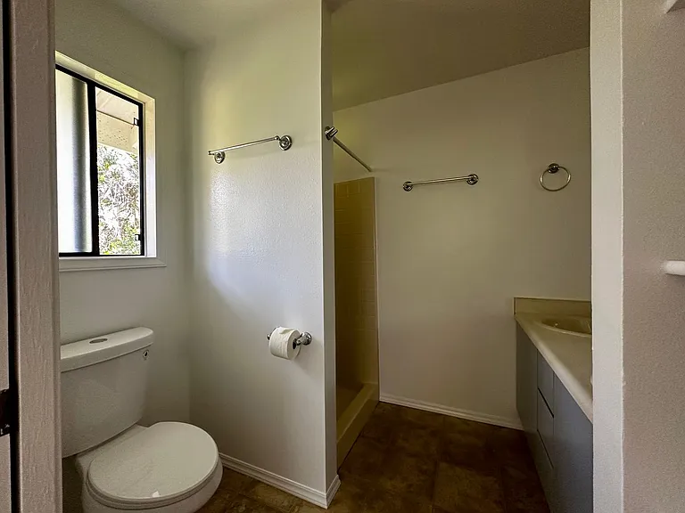 15-1553 24th Ave — Photo 12