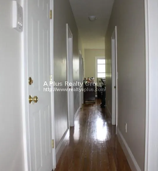 14 Schiller St #2B — Photo 4