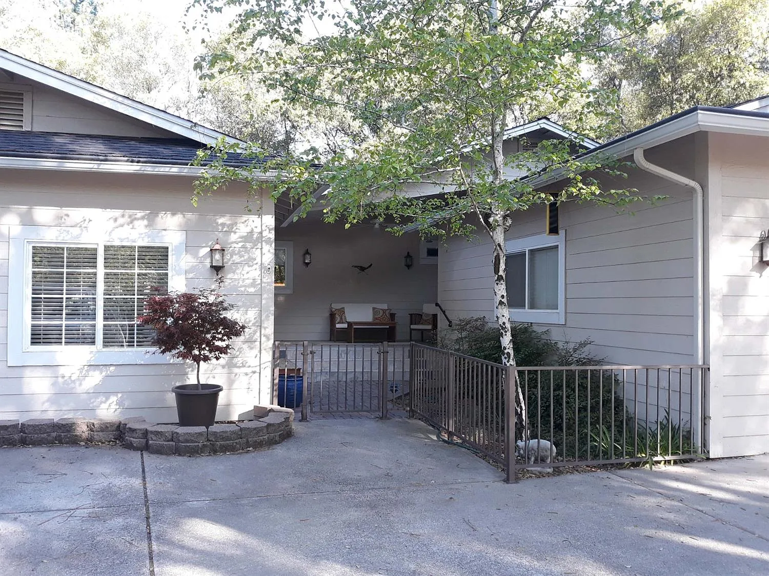 18238 Jayhawk Dr photo 1