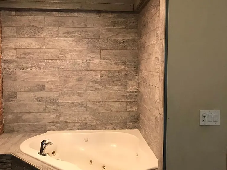 15 Royal St #1 — Photo 6