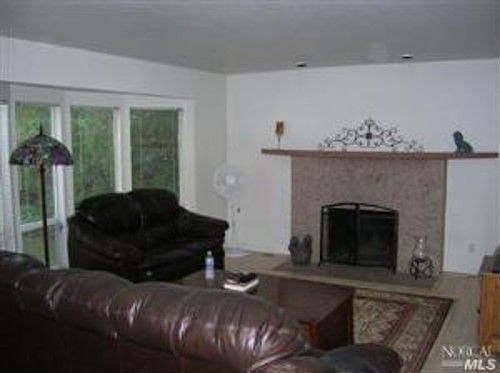 2nd image of 1115 Hexem Ave
