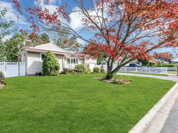 77 Jenkins Avenue, North Babylon, NY 11703