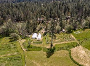 2860 E Fork Rd, Williams, OR 97544