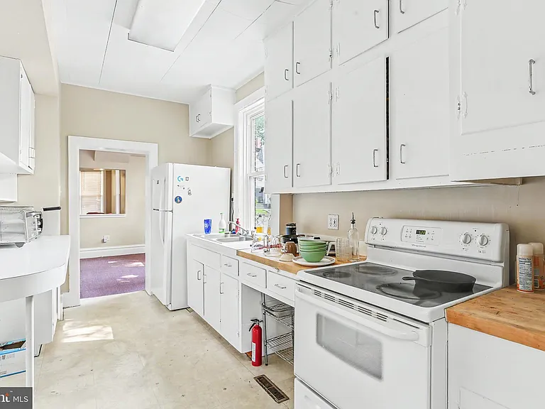 2601 Market St #A — Photo 4