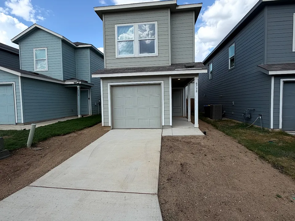 11902 Bluebell Mdw