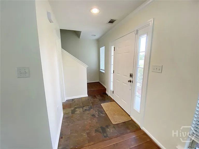 205 Salt Landing Cir — Photo 2