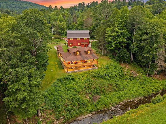2nd image of 939 Chamberlin Road