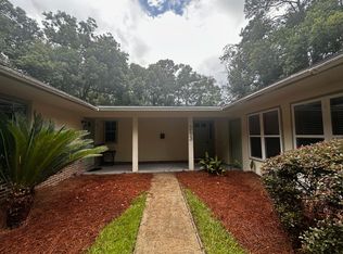 263 N Villas Ct APT B, Tallahassee, FL 32303