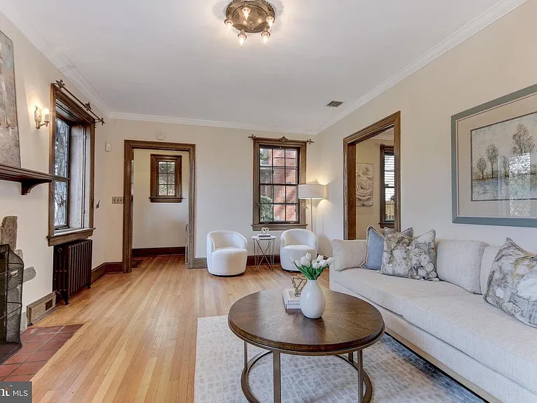 3722 Van Ness St NW — Photo 6