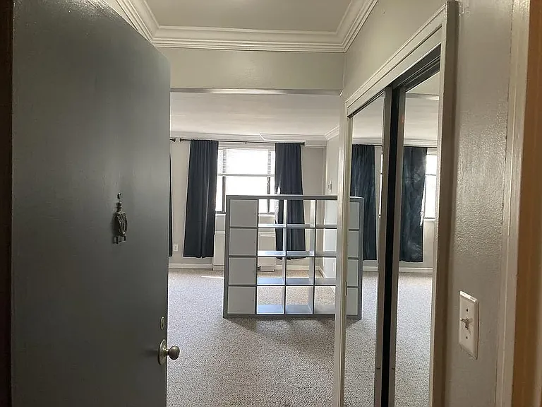 305 C St NE #308 — Photo 17