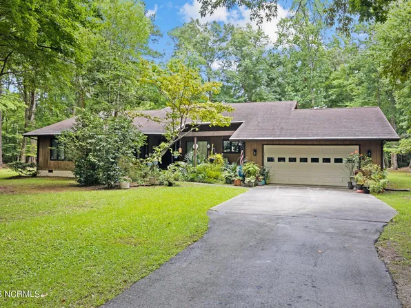 107 Cliffridge Road, New Bern, NC 28560