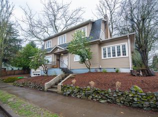 1209 SE 41st Ave APT 2, Portland, OR 97214