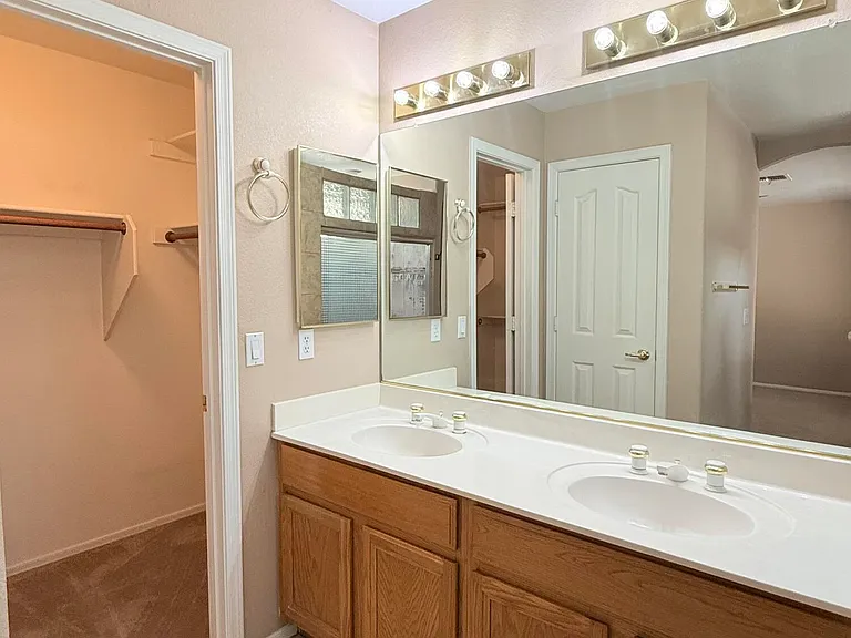 4762 W Taro Dr — Photo 12
