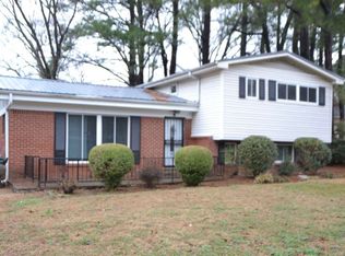 17 Clairmont Dr, Jackson, TN 38301
