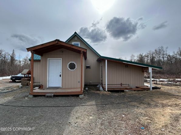 23770 S Trapline Rd, Trapper Creek, AK 99683