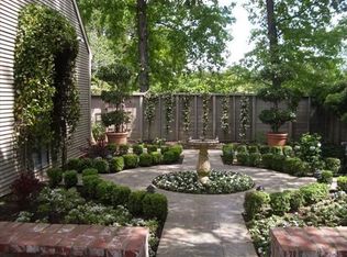 475 Wyndgate Rd, Sacramento, CA 95864