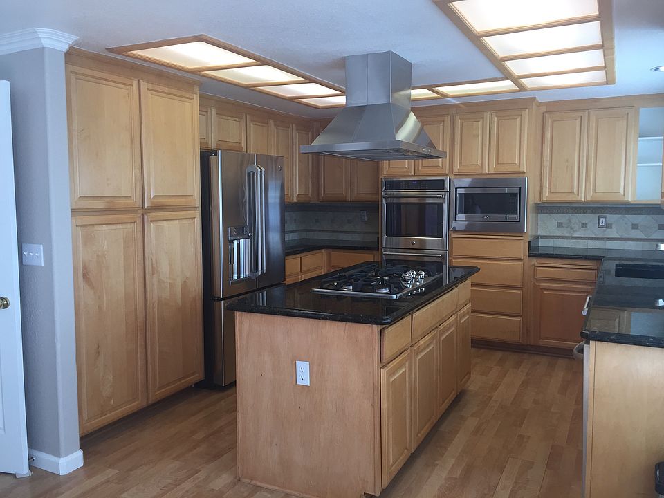 1st image of 5267 Apennines Cir