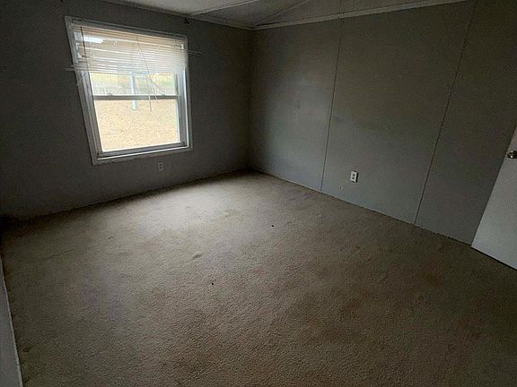 3rd image of 38 Short Eason Rd