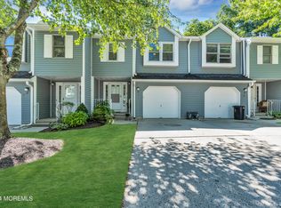 19 Whitesands Way, Little Silver, NJ 07739
