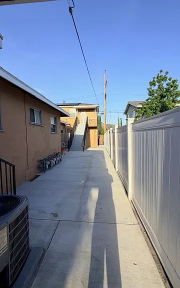 2638 N Frederic St #201 — Photo 5