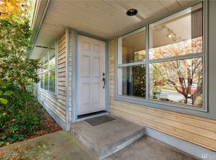 1028 Daley St, Edmonds, WA 98020