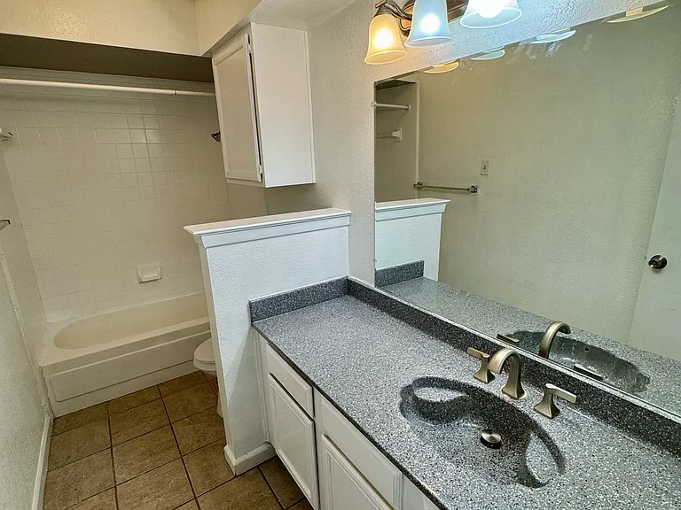 4009 Evergreen St — Photo 9